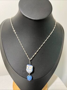 Sterling Silver twist chain Wise Owl Pendant Necklace